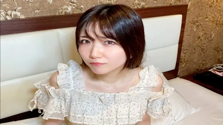 fc2-ppv-4756335-★未經審查的獎金♀174，我遇到了一個可愛的美女，給了我一個纏綿的夏天，而奶油是我的關鍵