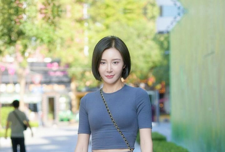 牛 哥重 出江 湖 店约 炮 娇 小大 学 生兼 职 妹掰 穴 草 逼 逼